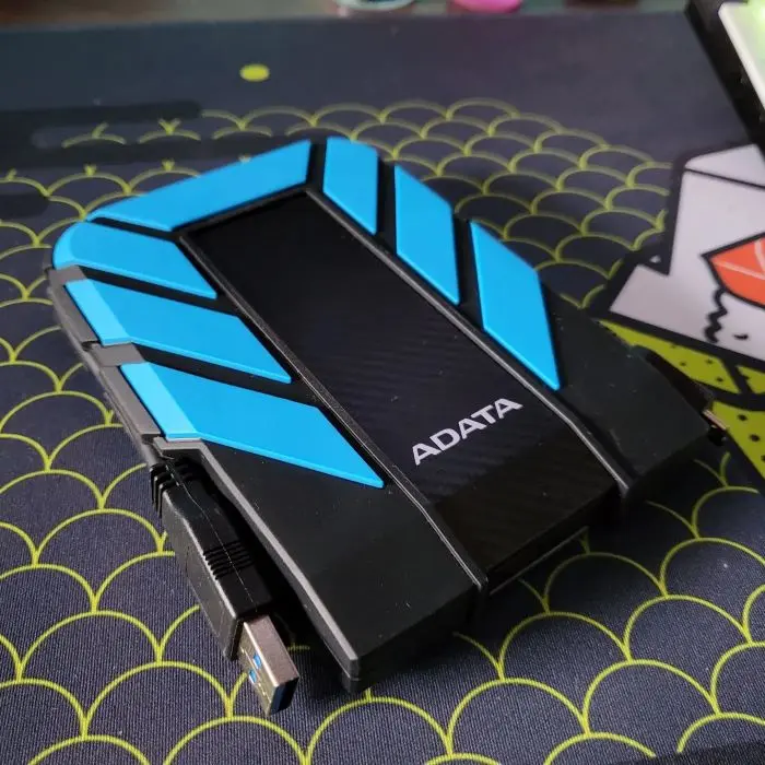 بررسی هارد اکسترنال adata hd710 pro-2