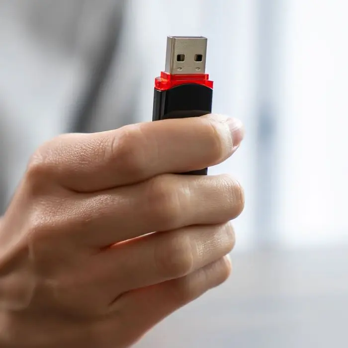 مقایسه فلش تایپ c و usb 3.0-2